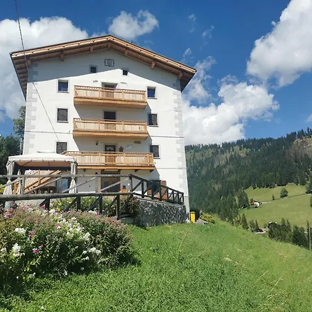 Apartman Cesa Da Riz Colle Santa Lucia